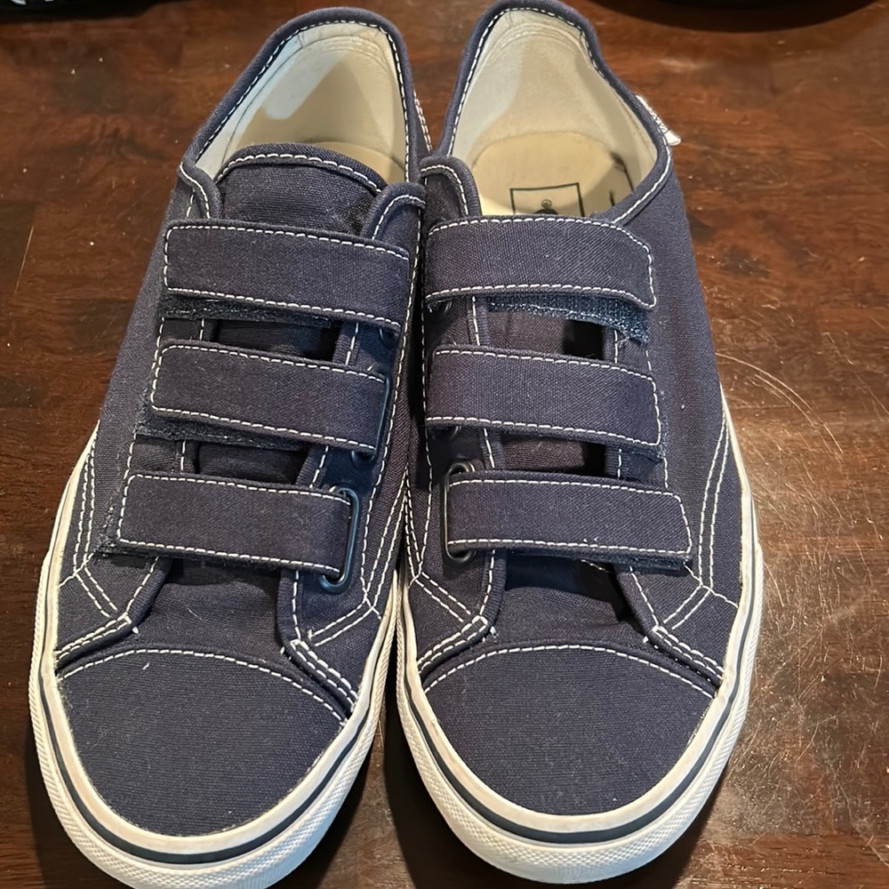 Used Vans Velcro size 9.5 women’s